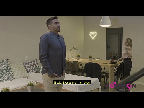 ❤️ PORNBCN 4K 一個大奶子的成熟女人想要被肛門性交年輕的舞男與大雞巴口交死神硬他媽的手工作狗風格的貓舔高潮法語字幕 只是色情 在我們 ❌